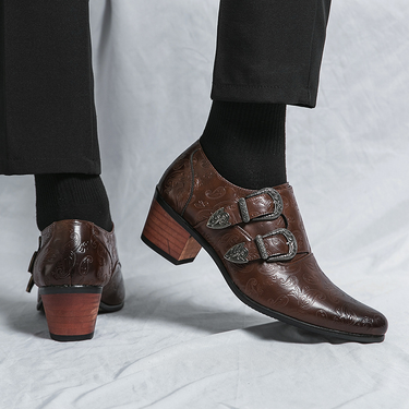 New Korean version of brown men's wedding Fashion slim pointed high heel set breathable casual trend leather shoes_voghion.com