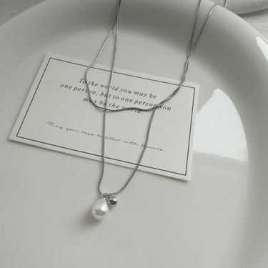 Double-layered pearl necklace for women 2024 new style niche light luxury high-end clavicle chain temperament simple necklace_voghion.com