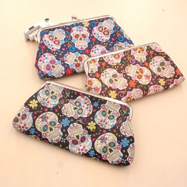 Factory direct sales spot wholesale 6 inch clip bag skull canvas coated bag ladies long clutch bag_voghion.com