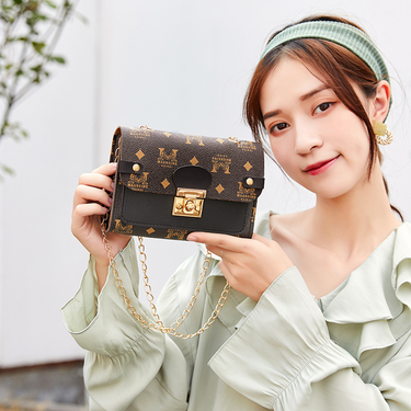 2023 New European and American Classic Fashion Print Clutch Versatile Card Coin Purse Female Mini Zipper Small Bag_voghion.com