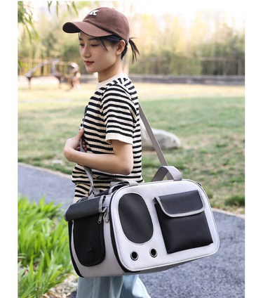 Designer fashion new cat pet bag out portable handbag Breathable pet four seasons universal roller curtain bag_voghion.com