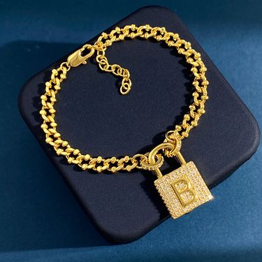 hot selling diamond lock B letter pendant bracelet fashionable internet celebrity personality trendy ins style accessories_viptrois.com