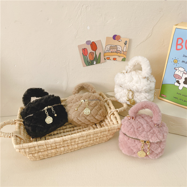 Children's bag autumn and winter new Internet celebrity rhombic plush bucket bag small fragrance girl chain crossbody bag lipstick envelope girl_voghion.com
