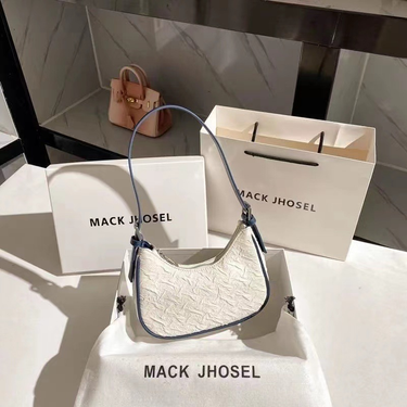 Hong Kong MACK High-end Sense This Year's Popular Pleated Bag Women's Summer niche design crescent bag armpit bag shoulder_voghion.com