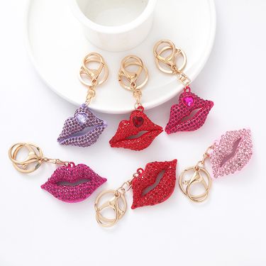 European And American Style New Lip Spray Paint Car Keychain Pendant Metal Inlaid Diamond Bag Pendant_voghion.com