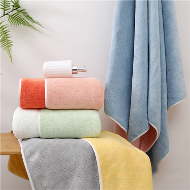 Double-color Coral Fleece Thickened Super Absorbent Quick-drying Towel, Hair-drying Cap, Adult Wrapping Towel & Beach Towel_voghion.com