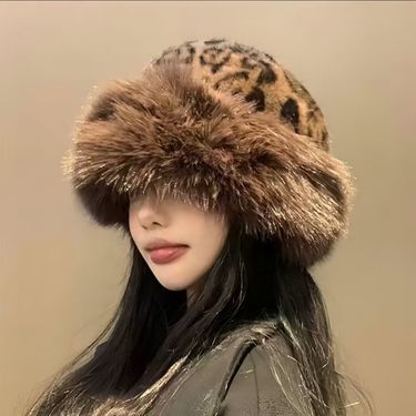 2024 New Leopard Print Warm Plush Basin Internet Famous Autumn And Winter Fisherman Hat, Photo Atmosphere, Ear_voghion.com