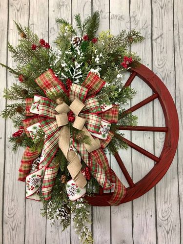 Haube hot cross-border hot Christmas decoration door hanging wooden roulette wheel wreath Christmas pine cone wreath_voghion.com