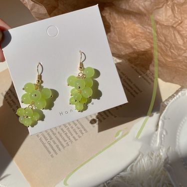A Bunch Of Green Grape Earrings Fruit Ears New Fresh Girls Earrings Qingti Earclips_voghion.com