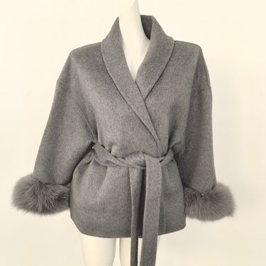 Luxury Double-Faced Wool Coat With Real Fox Fur Cuffs – Short Winter Coat For Women, Lace-Up Design, Warm & Stylish_voghion.com