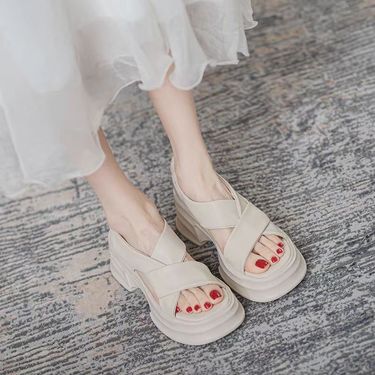 Women's Sandals, 2025 Summer New Fashion Cross Thick Bottom Beach Shoes_voghion.com