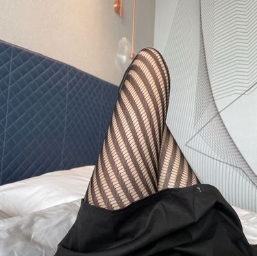 2025d Fishnet Tights For Women Summer Thin Style Diagonal Striped Base Pantyhose Trendy Sexy Slim Fit Leg Shaping_voghion.com