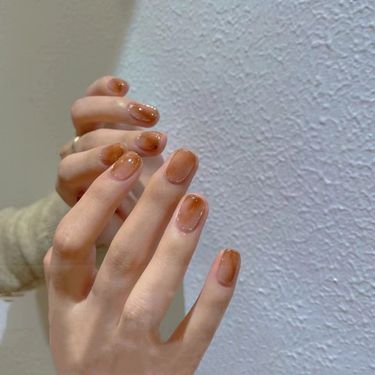 Autumn and Winter Short Halo Dyed Sticker with a White Appearance, Amber Ice Penetrating Wearing Sheet, Finished_voghion.com