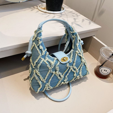 Women's simple for women 2022 summer new one-shoulder casual hand-carrying texture niche underarm bag_voghion.com