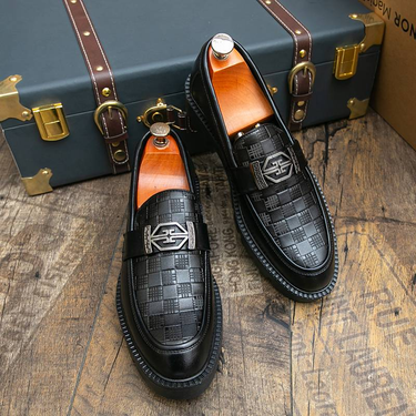 New Fashion Men's Brown Business Casual Loafer Shoes Daily Office Black Buckle Monk Men's Shoes One Foot Cover Banquet Dress Wedding Leather Shoes_voghion.com