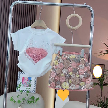 Mother & Kids Girls suits 2024 summer new children's short-sleeved T-shirt sequined skirt two-piece suit girls fashionable summer clothes_voghion.com
