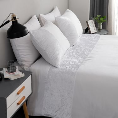 Luxury Modern Minimalist Bedding - White Velvet Patchwork Set For US Twin Beds_voghion.com