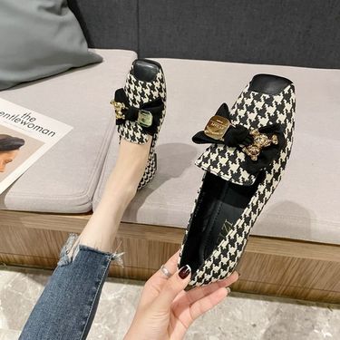 Doudou Women's Autumn 2023 Small Fragrant Wind Square Head Flat Bottom Four Seasons Ladle Thousand Bird Grid Cloth Top_voghion.com