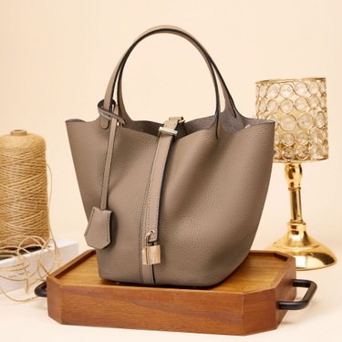 Vintage-Inspired Women's Bucket Bag - Unique Retro Genuine Leather Handbag, Stylish Tote for Everyday Use_voghion.com