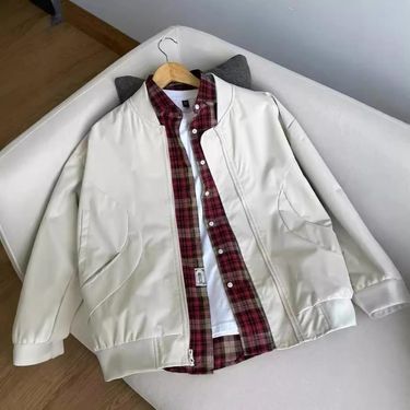 1 American High Street Loose Fit With A Sense Of Sophistication For Men, Light-Colored Stand Collar Couple Baseball Jacket_voghion.com