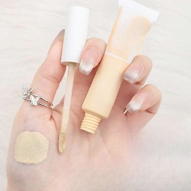 Clear Water Moisturizing Concealer Waterproof Sweatproof Foundation Natural Makeup Stick Foundation_voghion.com