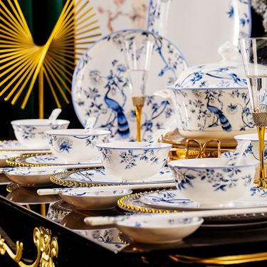 Blue Peacock Porcelain Dinnerware Set – Hand-Painted 56-Piece Chinese Ceramic Tableware, Microwave & Dishwasher Safe, Elegant Gift_voghion.com