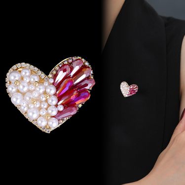 Love Pearl Brooch Women's High Sense Niche Fashion Temperament Brooch Pin Accessories_voghion.com