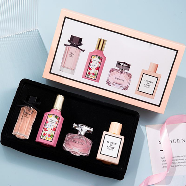 2023 New Product Hot Sale Perfume Women's Four Piece Set Floral Blossom Gift Box Fragrance Fresh and Lasting Fragrance_voghion.com