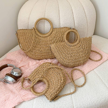 "2024 New Women's Korean-style Exquisite Straw Beach Bag / Camping Bag"_voghion.com