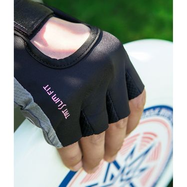 TMT Sports Yoga Cycling Weightlifting Fitness Half-Finger Non-Slip Kettlebell Gloves Callus Protection Women's_voghion.com