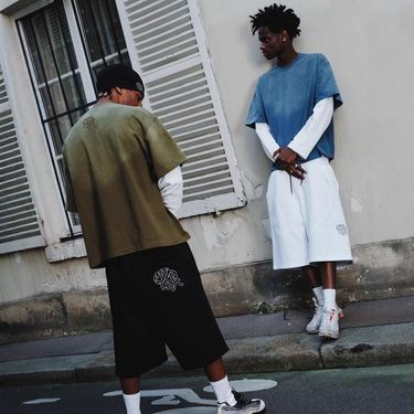 Men's Clothing Trendy Brand Embroidered Casual Shorts Sweatpants Men High Street Hip Hop Loose Sweatshirt Sweatpants_voghion.com