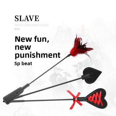Elegant SM Fun Props Long Feather Beat Set-up Game Atmosphere Props_voghion.com