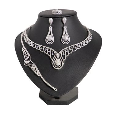 Women's Jewelry Set Water Drop Palace Peacock Feather Pendant Zircon Plated With Real Platinum Four Piece Set_voghion.com