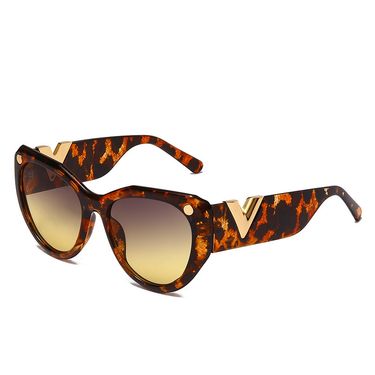 Fashionable V-letter with large frame, leopard print, internet celebrity, and the same personalized high-end fashion_voghion.com
