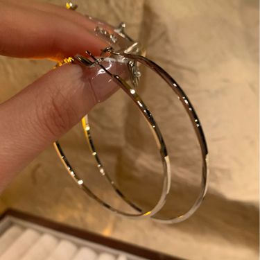 Silver Needle Oversized Circular With Simple Exaggerated Design, Fashionable And High-end Earrings_voghion.com