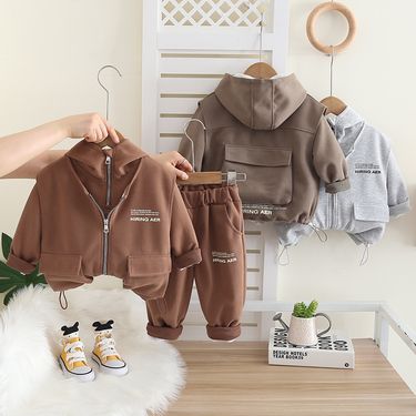 Outfit 2025 New Children's Sports Boys' Spring And Autumn Stylish Large Pocket Vest Three-Piece Set Trendy_voghion.com