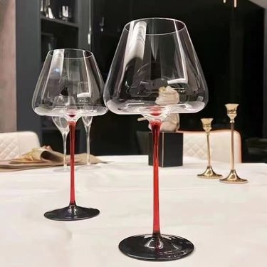 Tie Burgundy High-End Wine High-Value Fairy Home Red Stem Black Base Crystal Glass Goblet_voghion.com