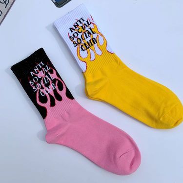 2025d Trendy Brand Ins Men And Women Mid-Calf Hip-Hop Street Couple Sports Harajuku Skateboard Academy Style Cotton Socks_voghion.com