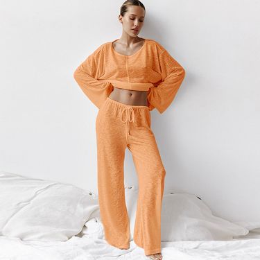 Women's sexy fashion knitted white round neck long sleeved pajamas trousers suit foreign trade soft skin friendly home clothes for women_voghion.com