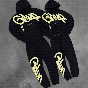 Gothic Letter Flocking Hoodie – Retro Hip Hop Streetwear Sweatshirt For Women (Black/Red/Yellow/Purple/Blue/Green, S-XL)_voghion.com