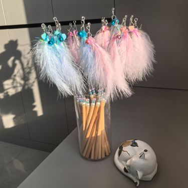 New Interactive Self-Entertainment Fresh Style Feather Sequin Bell Teaser Wand Cat Toy_voghion.com