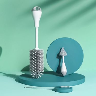 3 PCS Of Silicone Baby Bottle Brush Are Placed And Carried By Hanging For Easy Cleaning Without Dead Corners_voghion.com