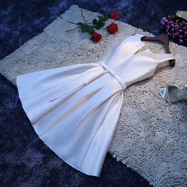 Women's Clothing White Simple Short Bridesmaid Dress New Summer Fairy Champagne Color Simple Small Slim Evening Dress_voghion.com