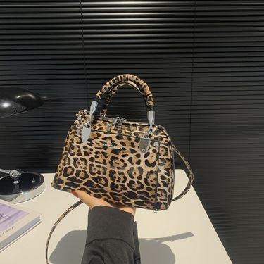 European and American retro leopard print large-capacity shell bag 2024 new summer popular temperament simple bag trendy shoulder women's bag_viptrois.com