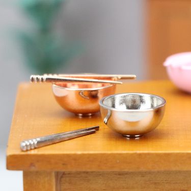 1:12 dollhouse dollhouse miniature food and play decoration mini furniture OB11 scene accessories metal bowl and chopsticks_voghion.com