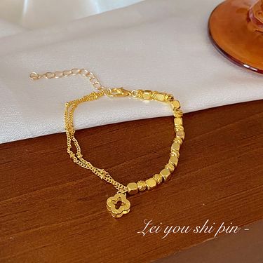 Light Luxury Gold Leaf Petal Bracelet Niche Design High-end Exquisite Fashion Versatile Women's Jewelry_voghion.com