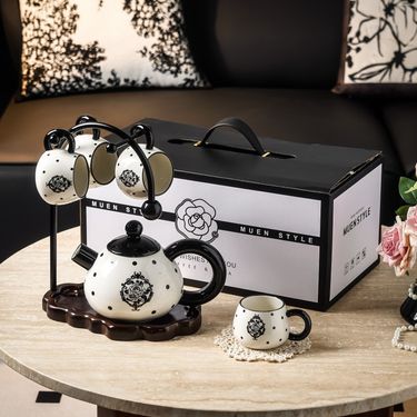 Ceramic Tea Set With Black Rose & Polka Dot Design – 1 Teapot & 4 Cups With Wooden Tray, Vintage Gift For Home & Gifting_voghion.com