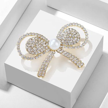 Korean Fashion Shiny Bow Diamond Pearl Brooch Alloy Pin Women's Clothing Accessories_voghion.com