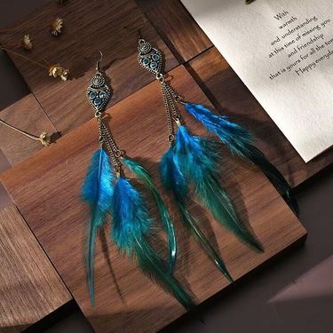 New Long Chain Feather Earrings Ethnic Style Feather Earrings 2024 Scenic Area Seaside Photo Earrings_ipsvogv.com