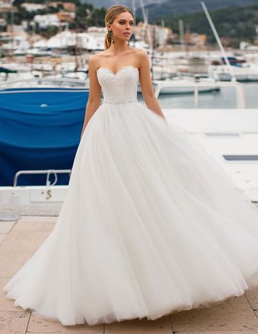 Women's clothing wholesale wedding dress 2023 new spring and summer bride trailing tube top slim slimming wedding dress tulle_viptrois.com